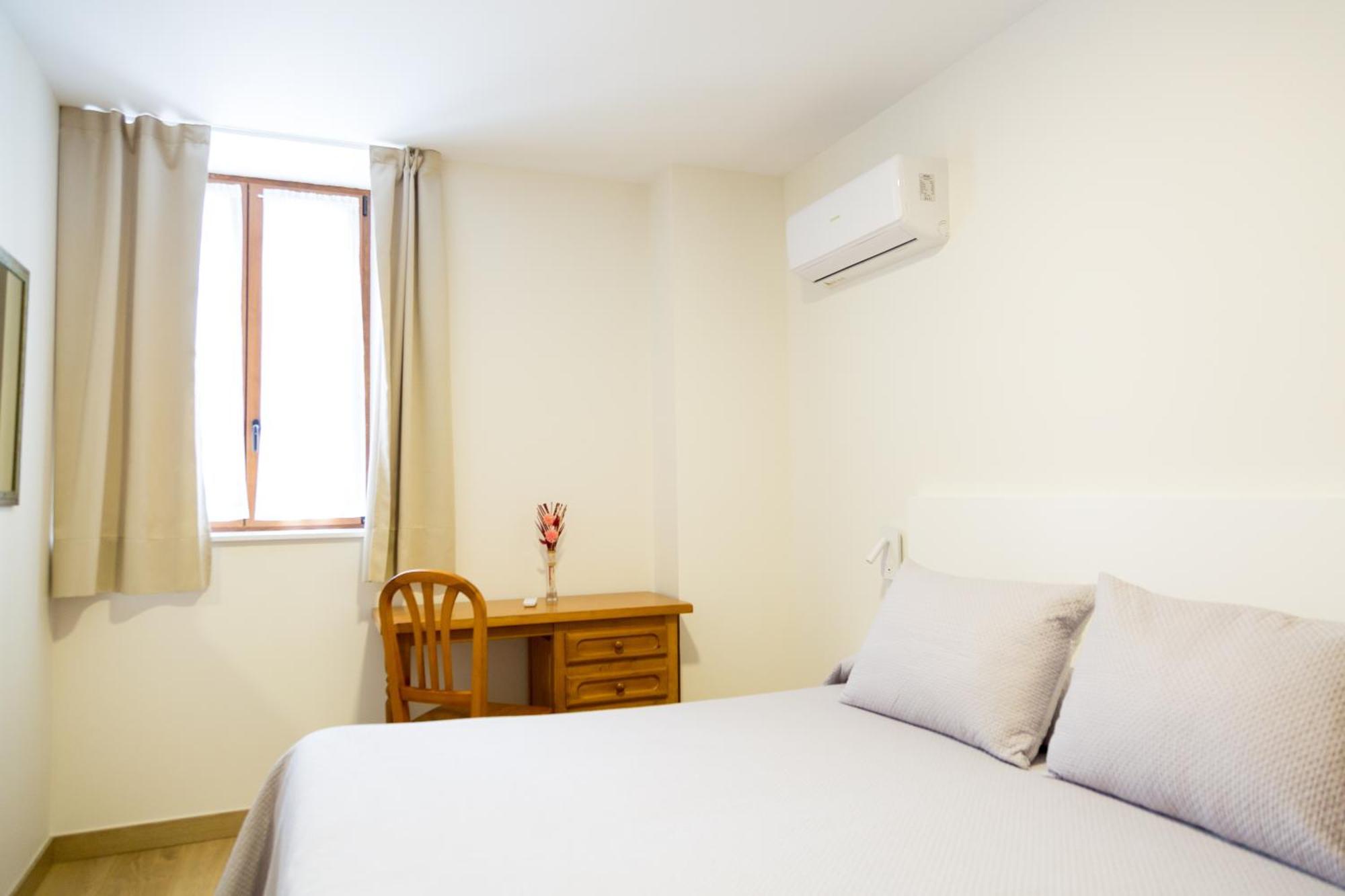 Apartamentos Playa De Cóbreces Kültér fotó
