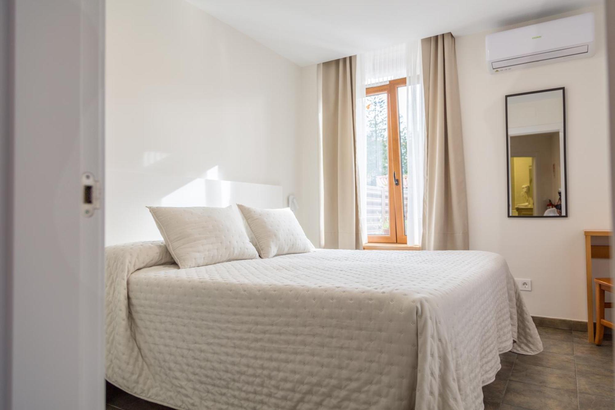 Apartamentos Playa De Cóbreces Kültér fotó