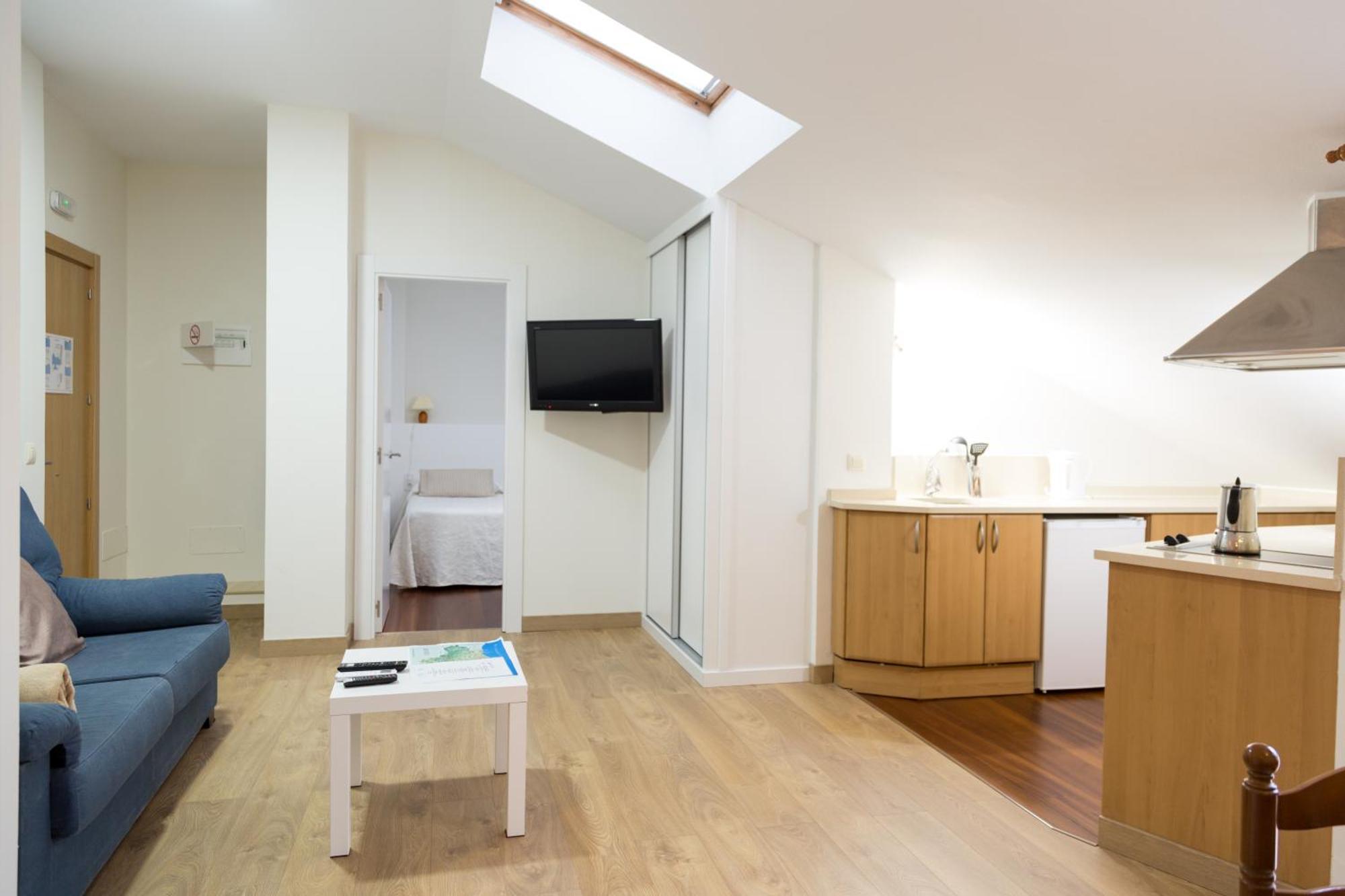 Apartamentos Playa De Cóbreces Kültér fotó
